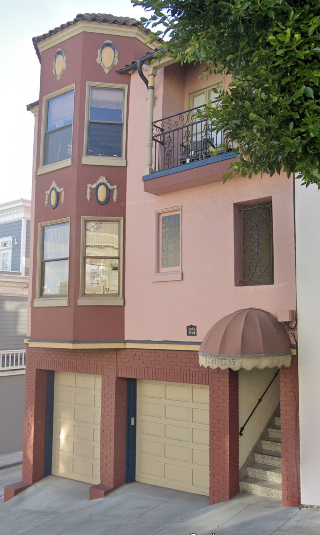 Property main image